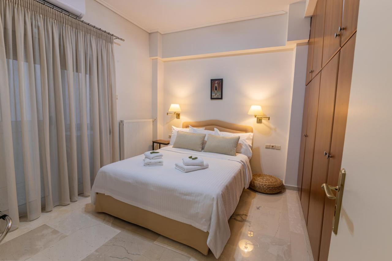 In Marble Hotell Volos Eksteriør bilde